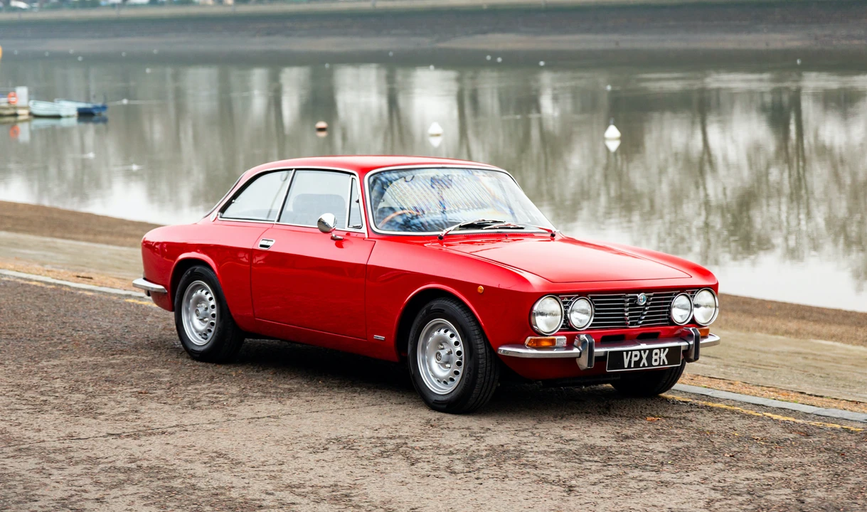 1972 Alfa Romeo 2000 GT Veloce - Image 2 of 31