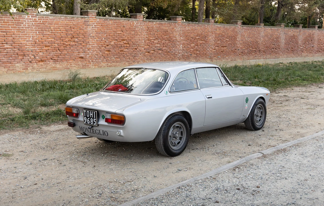 1972 Alfa Romeo 2000 GT Veloce - Image 16 of 31