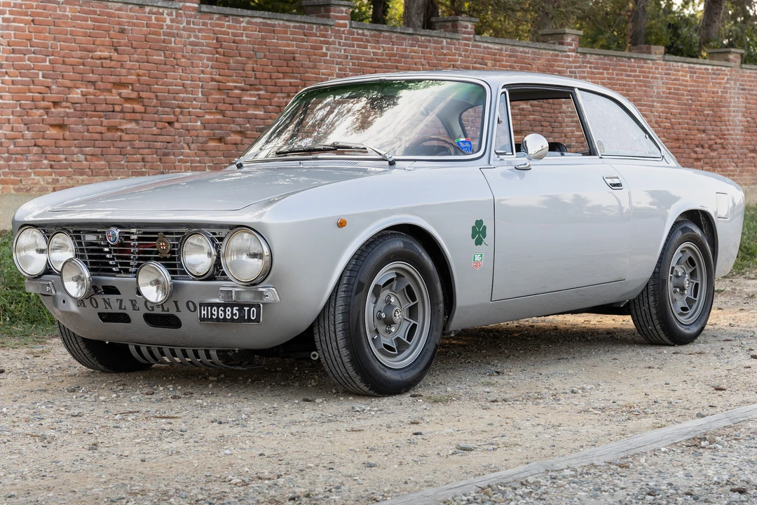 1972 Alfa Romeo 2000 GT Veloce - Image 12 of 31