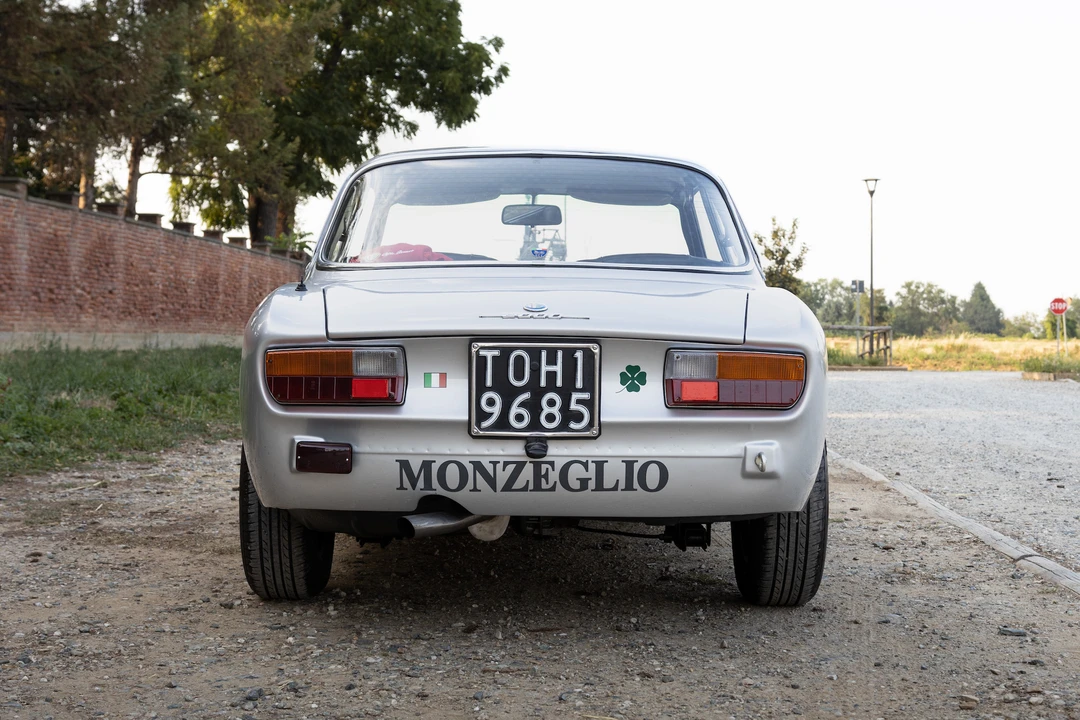 1972 Alfa Romeo 2000 GT Veloce - Image 15 of 31