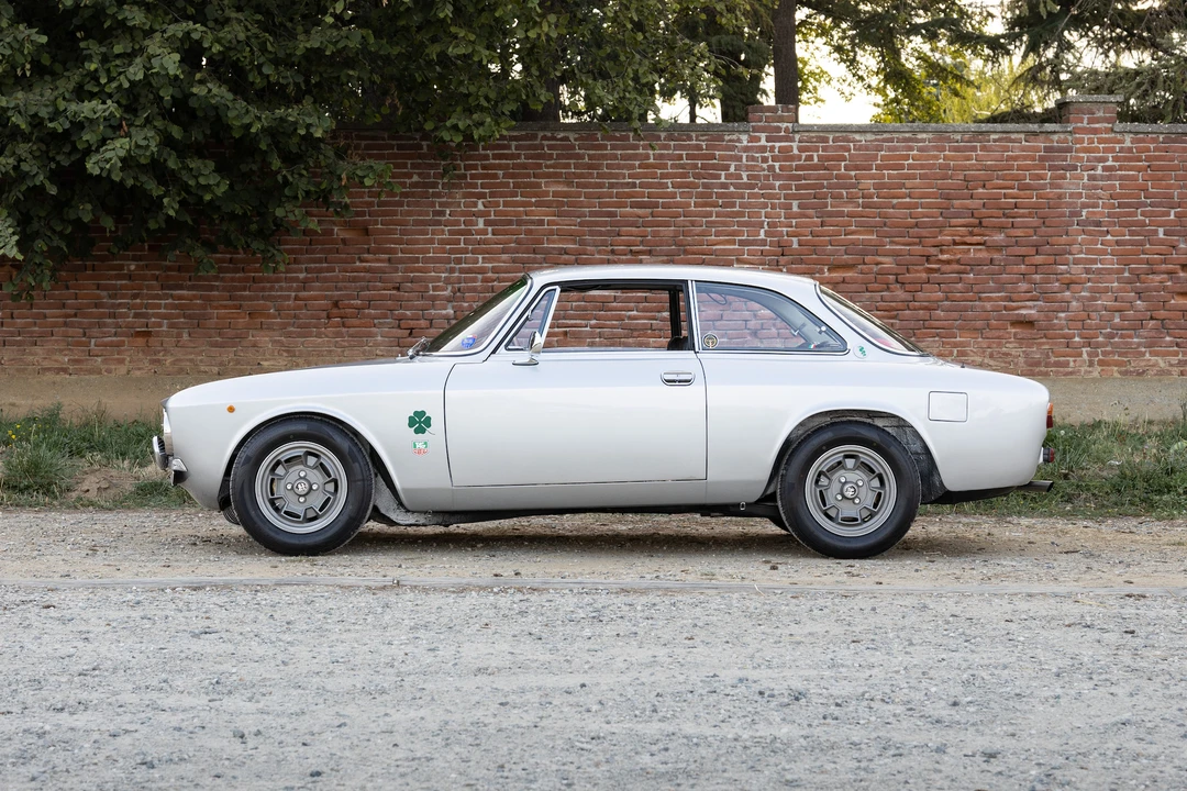 1972 Alfa Romeo 2000 GT Veloce - Image 5 of 31