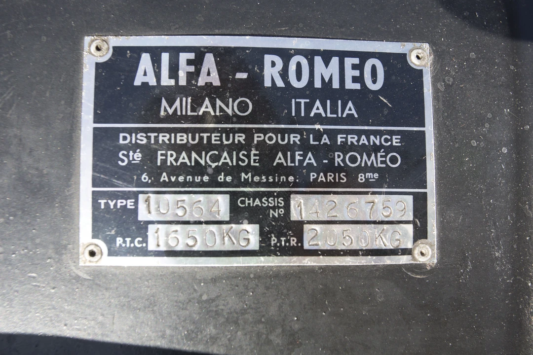 1972 Alfa Romeo Montreal - Image 13 of 31