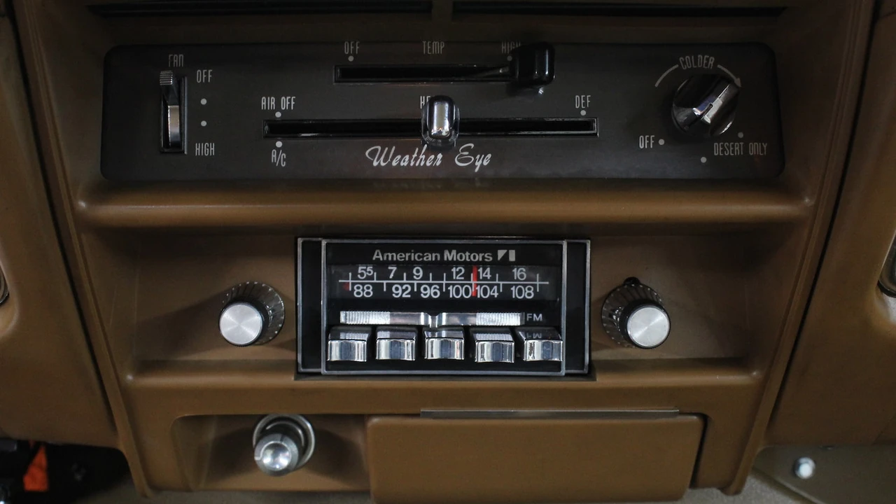 1972 AMC Gremlin - Image 18 of 31