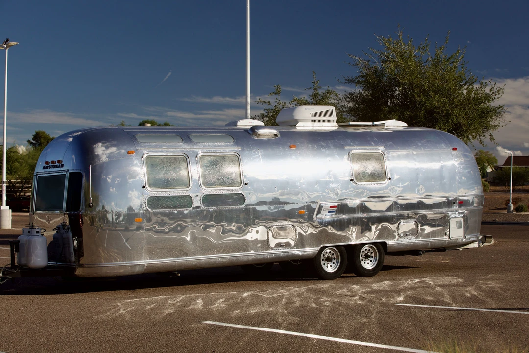 1972 Airstream - Image 2 of 31
