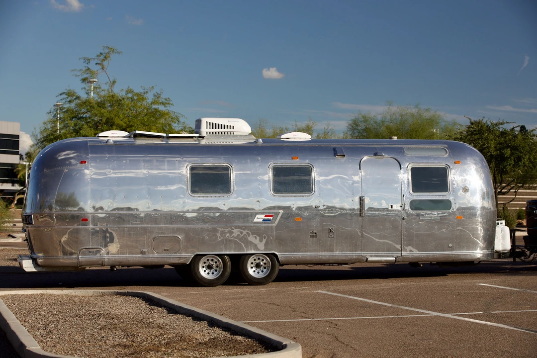1972 Airstream - Image 9 of 31
