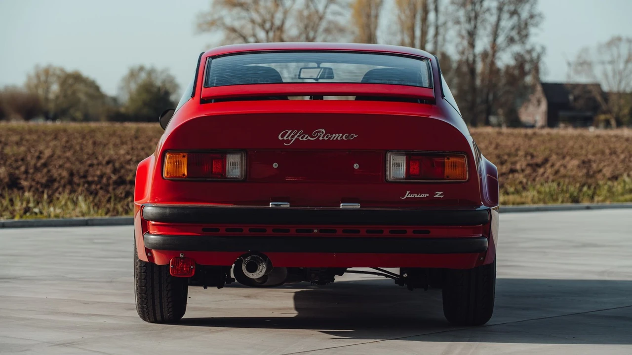1972 Alfa Romeo Junior Z - Image 2 of 31