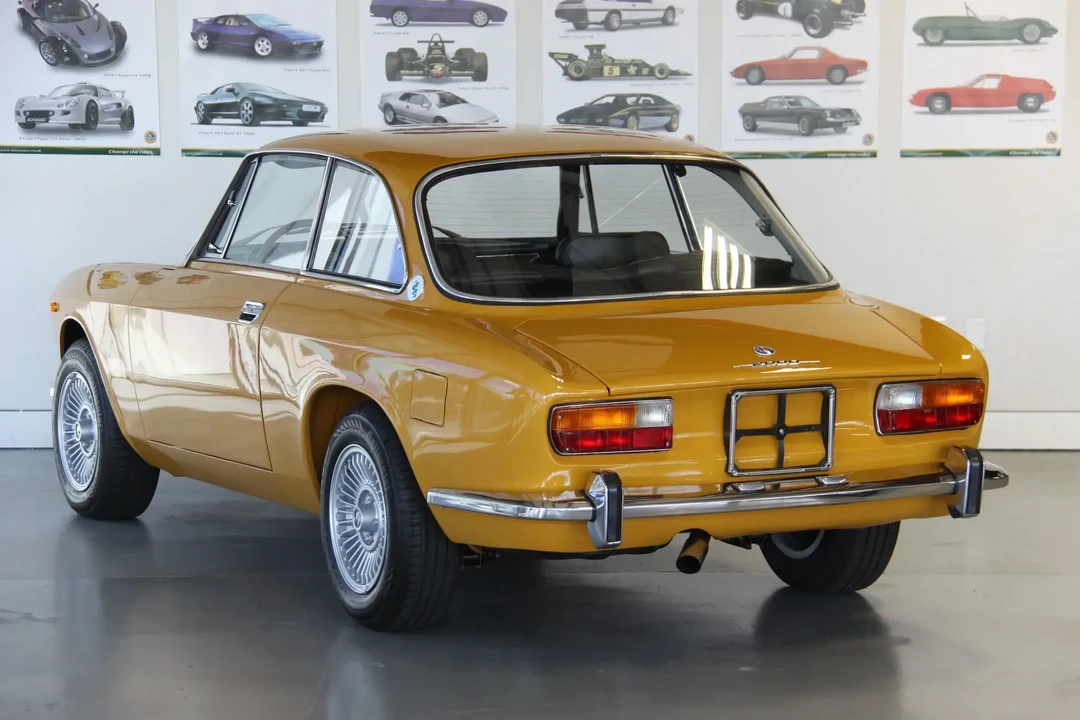 1972 Alfa Romeo 2000 GT Veloce - Image 3 of 5
