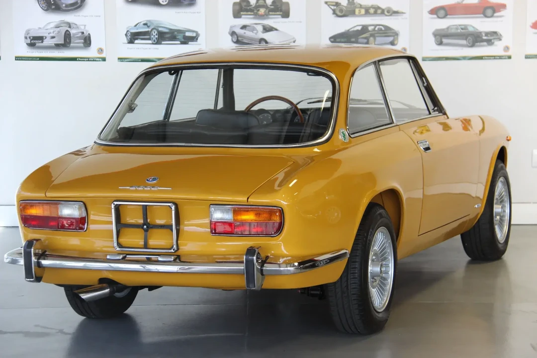 1972 Alfa Romeo 2000 GT Veloce - Image 5 of 5