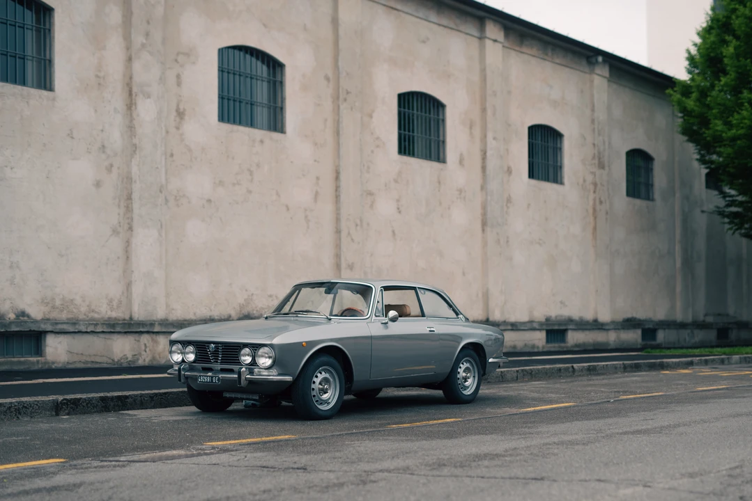1972 Alfa Romeo 2000 GT Veloce - Image 11 of 31
