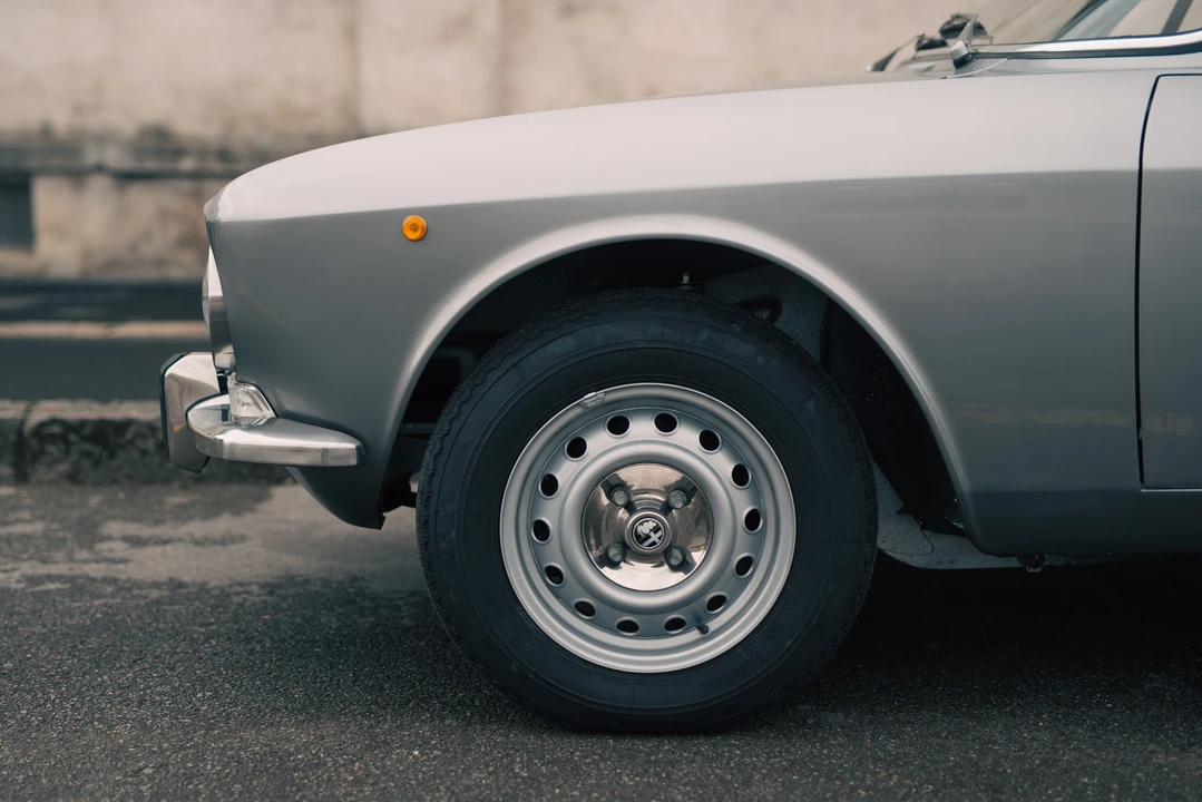1972 Alfa Romeo 2000 GT Veloce - Image 31 of 31