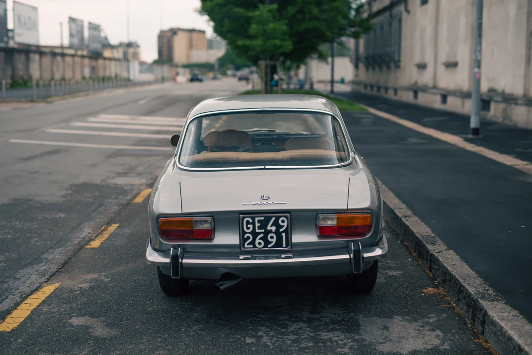 1972 Alfa Romeo 2000 GT Veloce - Image 6 of 31