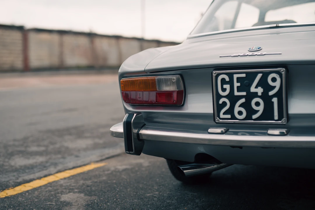 1972 Alfa Romeo 2000 GT Veloce - Image 29 of 31