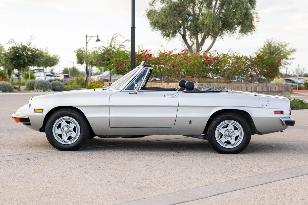 1972 Alfa Romeo Series 2 - Image 9 of 31