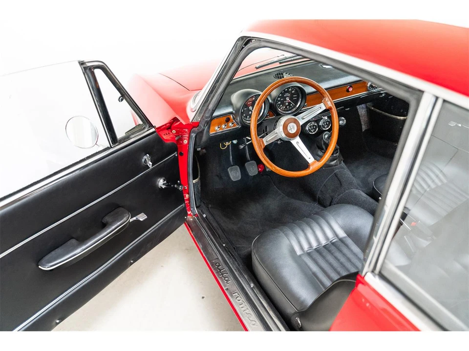 1972 Alfa Romeo GT 1600 Junior - Image 6 of 31