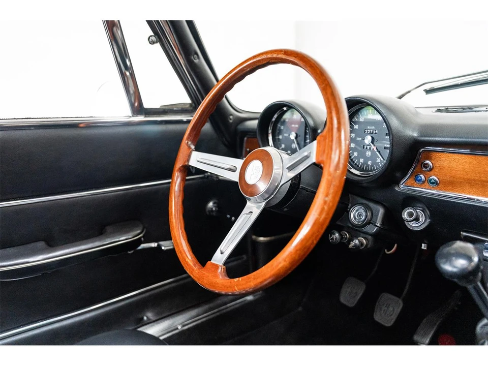 1972 Alfa Romeo GT 1600 Junior - Image 9 of 31