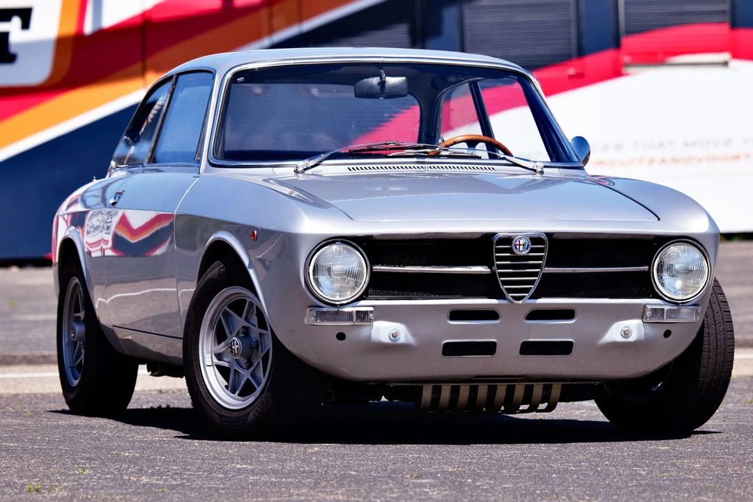 1972 Alfa Romeo GT 1600 Junior - Image 11 of 31
