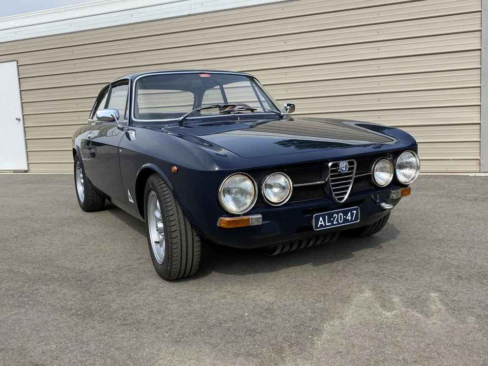 1972 Alfa Romeo GT 1600 Junior - Image 10 of 31