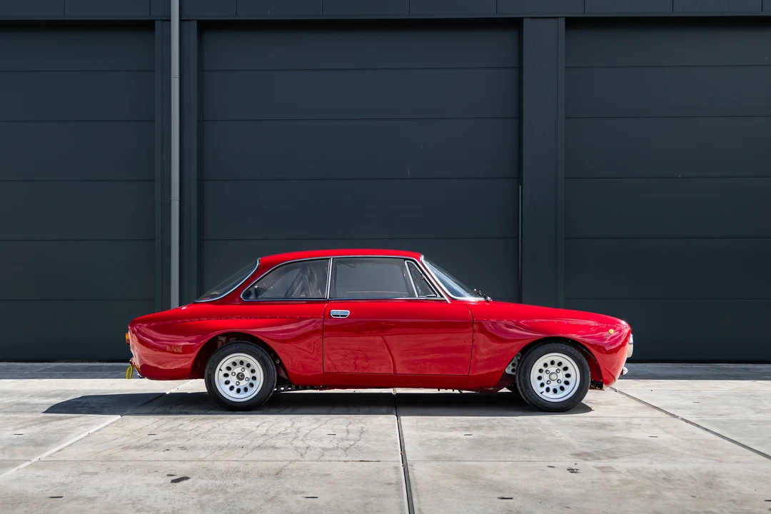 1972 Alfa Romeo GT - Image 8 of 31