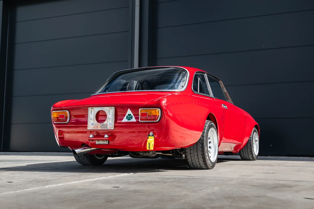1972 Alfa Romeo GT - Image 7 of 31