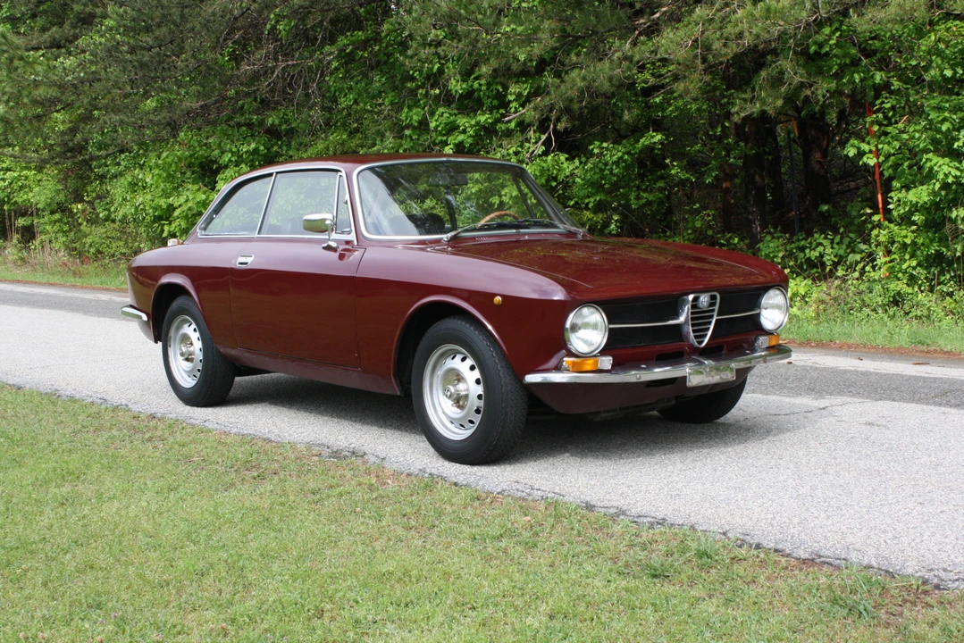 1972 Alfa Romeo GT 1300 Junior - Image 2 of 31