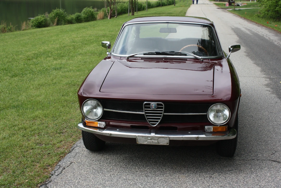 1972 Alfa Romeo GT 1300 Junior - Image 6 of 31
