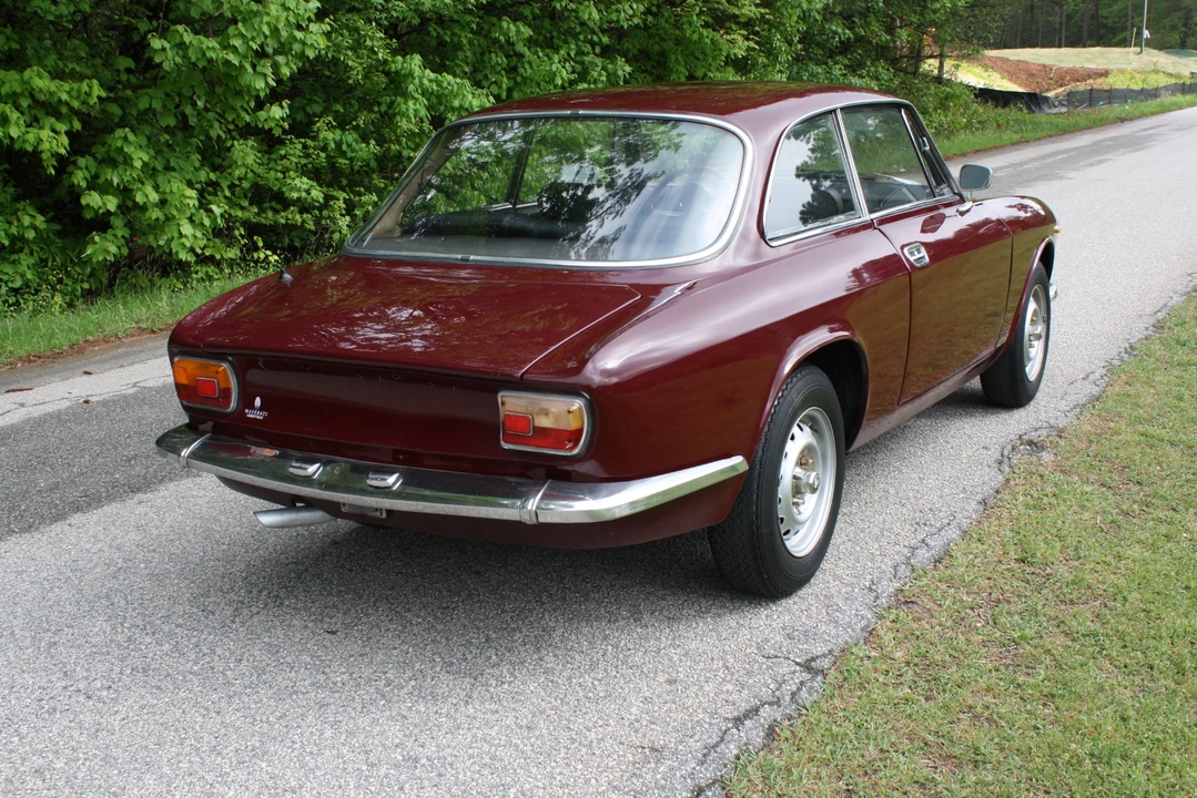 1972 Alfa Romeo GT 1300 Junior - Image 8 of 31