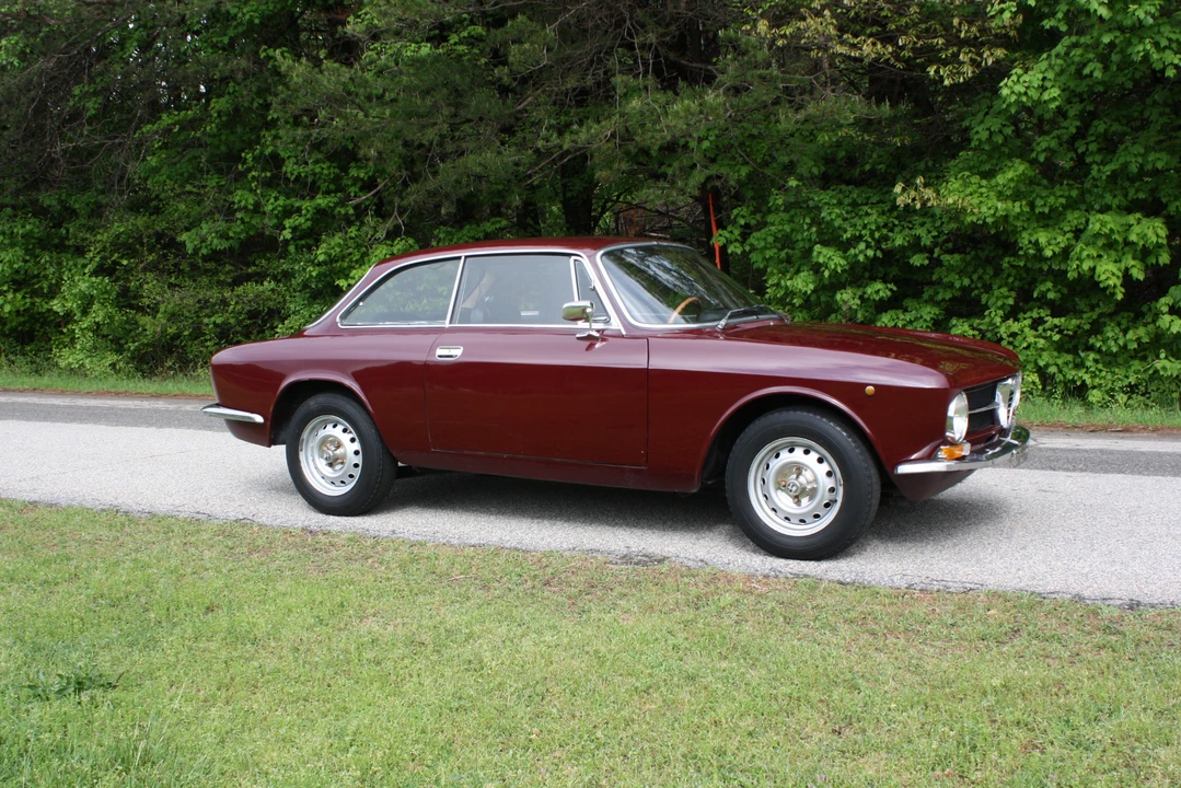 1972 Alfa Romeo GT 1300 Junior - Image 12 of 31