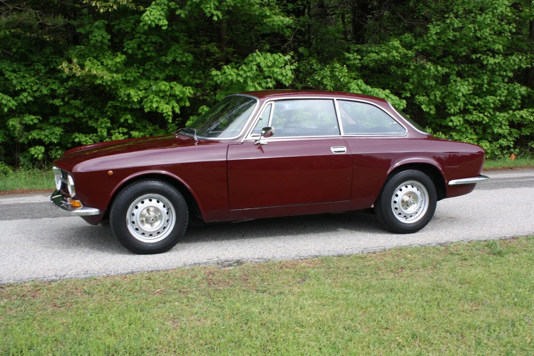 1972 Alfa Romeo GT 1300 Junior - Image 18 of 31