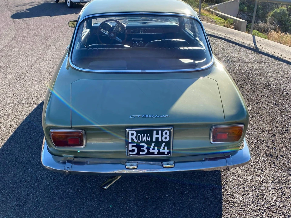 1972 Alfa Romeo GT 1300 Junior - Image 11 of 31
