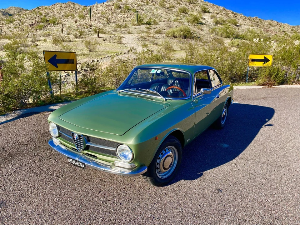 1972 Alfa Romeo GT 1300 Junior - Image 6 of 31