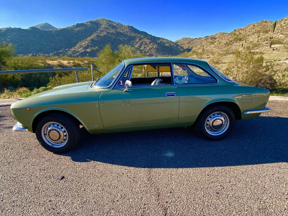 1972 Alfa Romeo GT 1300 Junior - Image 9 of 31