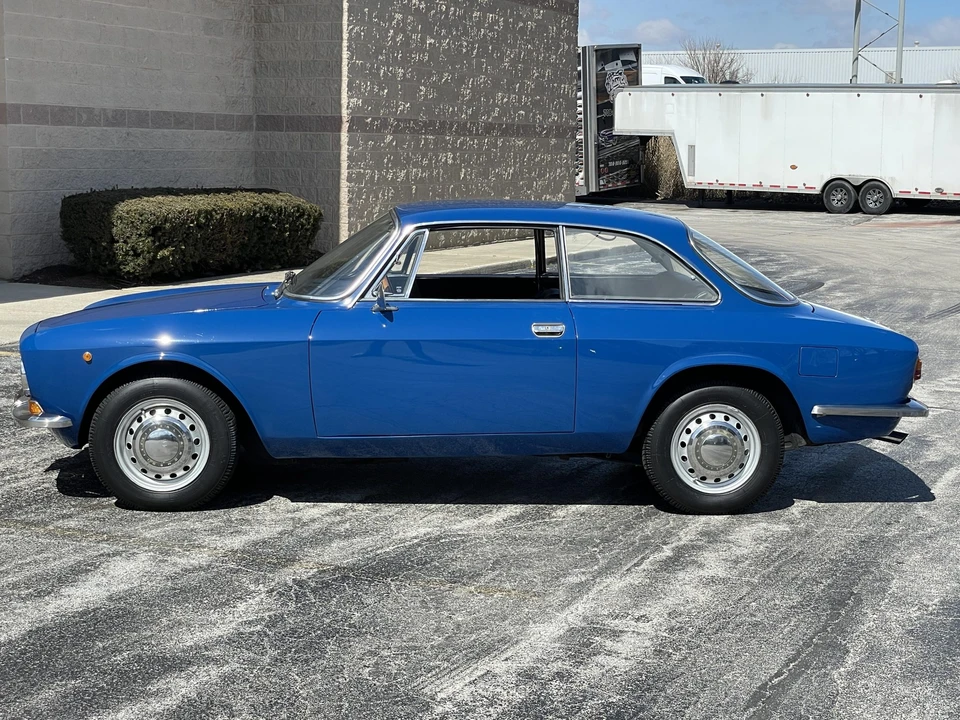 1972 Alfa Romeo GT 1300 Junior - Image 18 of 31