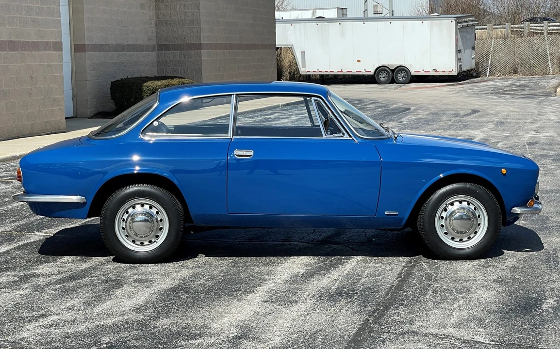 1972 Alfa Romeo GT 1300 Junior - Image 11 of 31