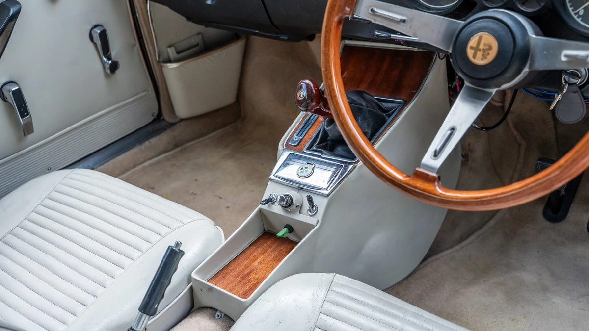 1972 Alfa Romeo 2000 GT Veloce - Image 24 of 30