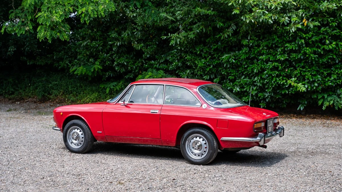 1972 Alfa Romeo 2000 GT Veloce - Image 12 of 30