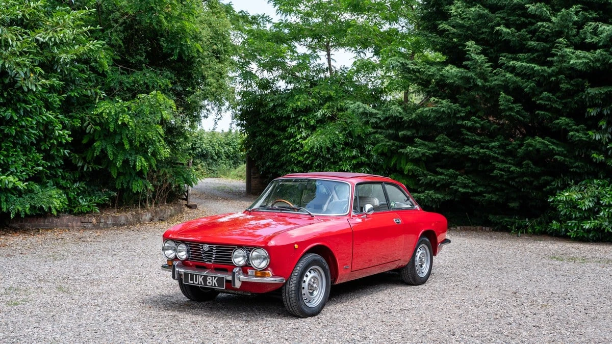 1972 Alfa Romeo 2000 GT Veloce - Image 9 of 30