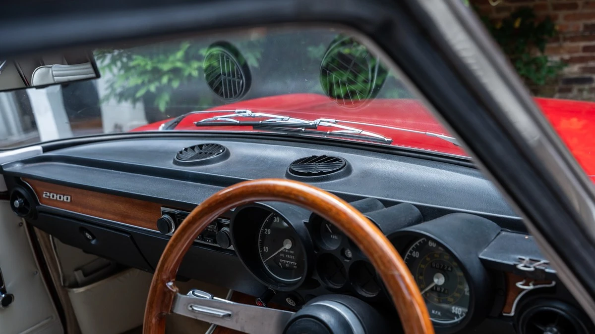 1972 Alfa Romeo 2000 GT Veloce - Image 23 of 30