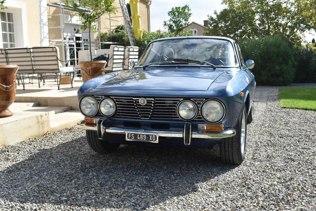 1972 Alfa Romeo 2000 GT Veloce - Image 10 of 31