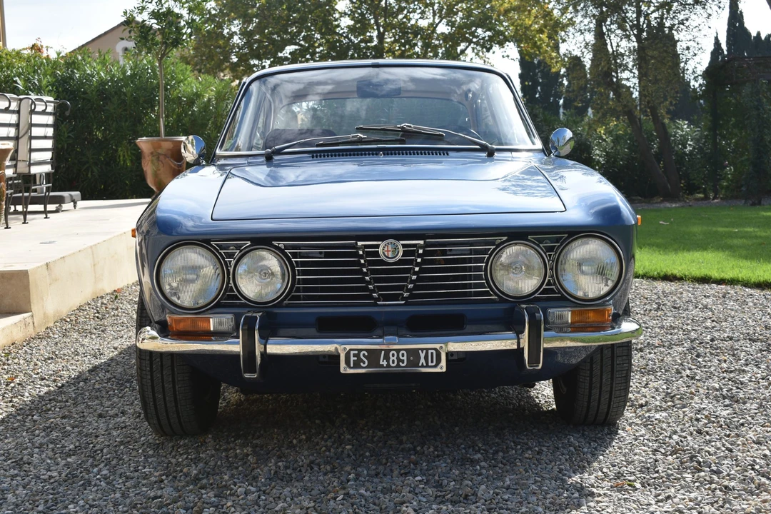1972 Alfa Romeo 2000 GT Veloce - Image 14 of 31