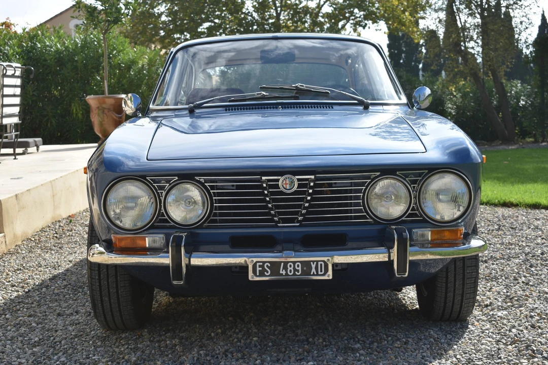 1972 Alfa Romeo 2000 GT Veloce - Image 15 of 31