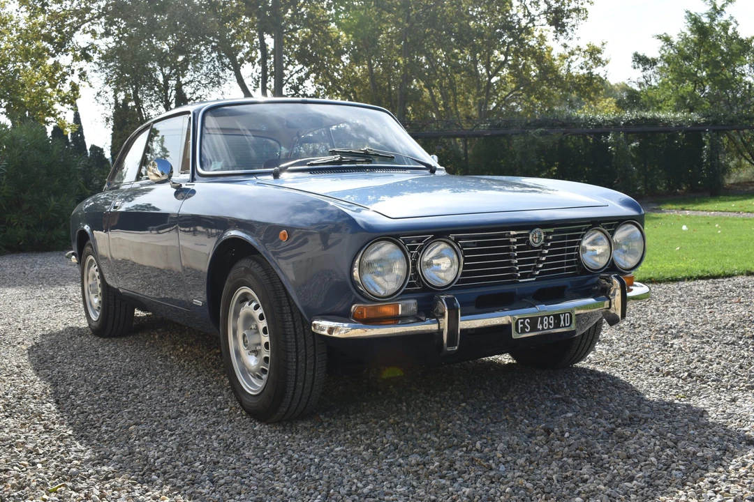 1972 Alfa Romeo 2000 GT Veloce - Image 17 of 31