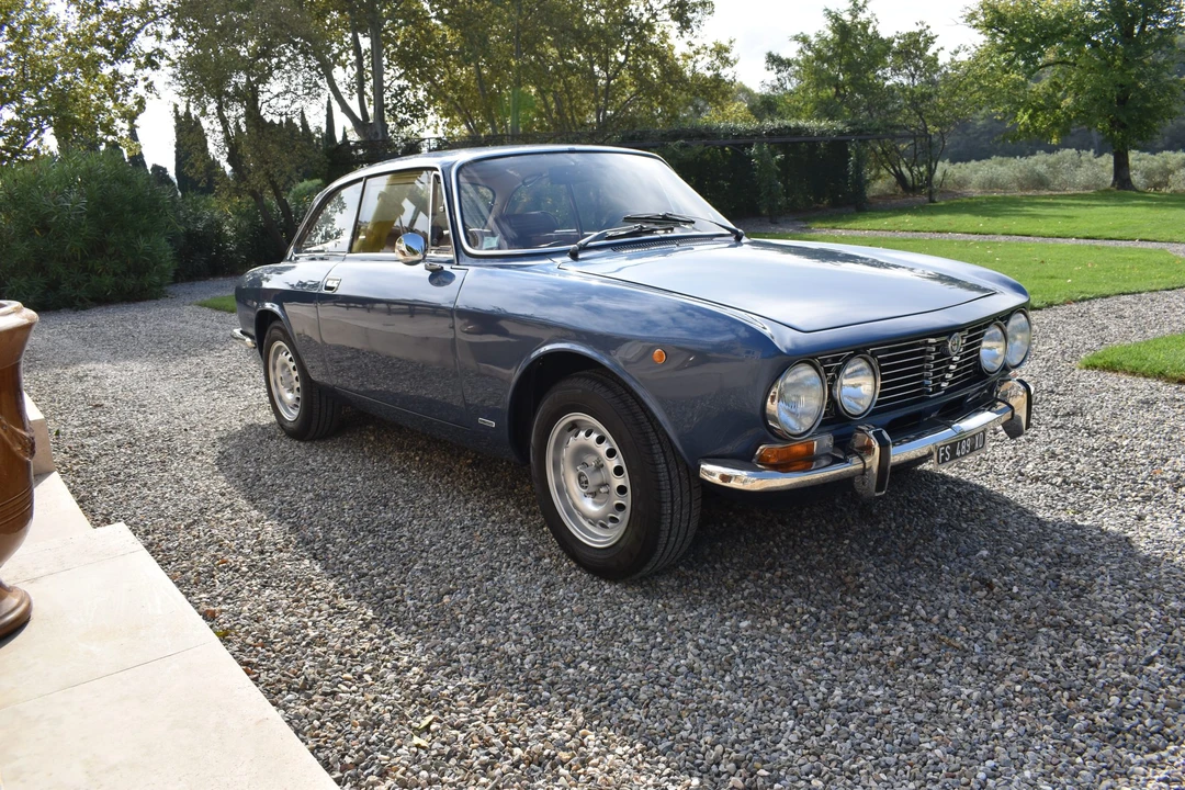 1972 Alfa Romeo 2000 GT Veloce - Image 20 of 31