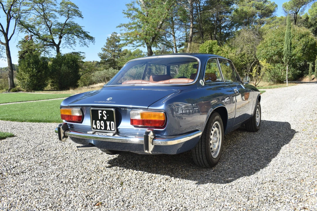 1972 Alfa Romeo 2000 GT Veloce - Image 24 of 31