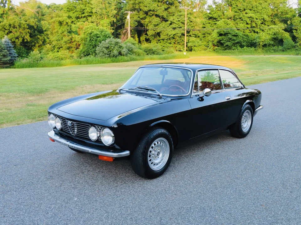 1972 Alfa Romeo 2000 GT Veloce - Image 3 of 31
