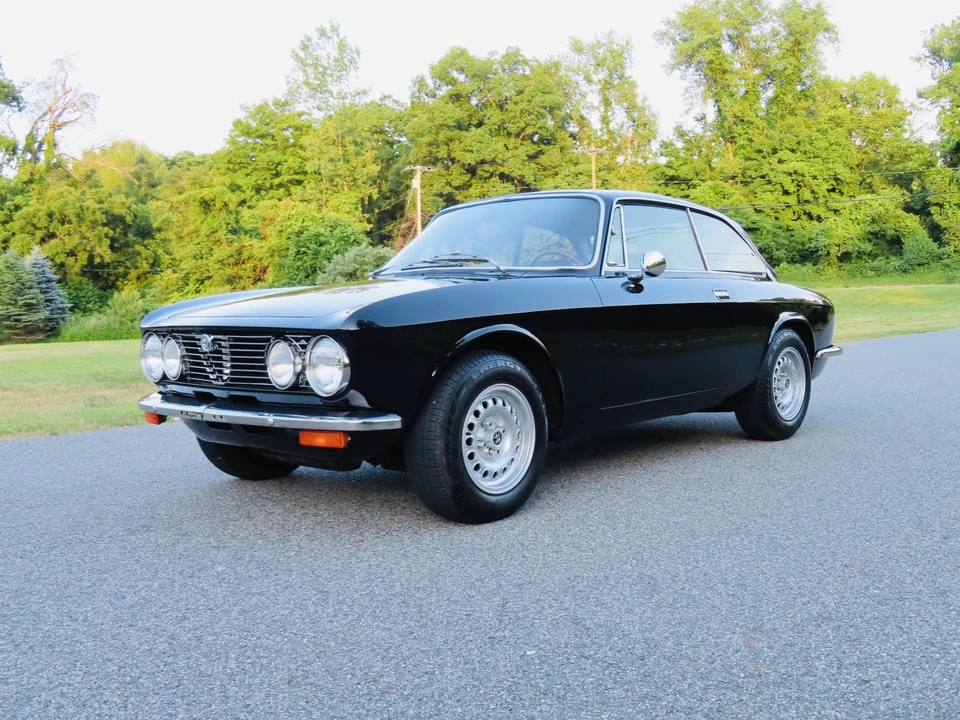 1972 Alfa Romeo 2000 GT Veloce - Image 4 of 31