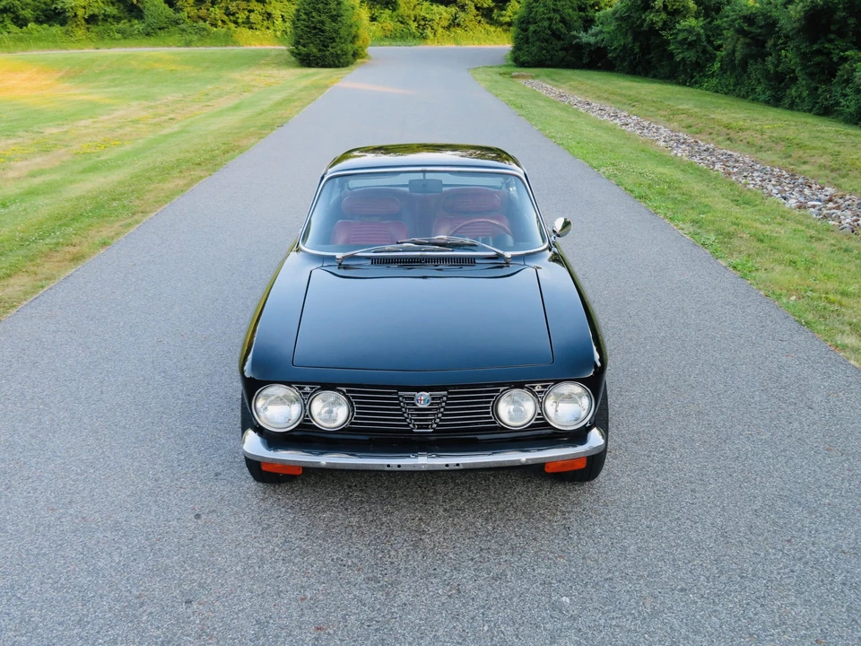 1972 Alfa Romeo 2000 GT Veloce - Image 9 of 31