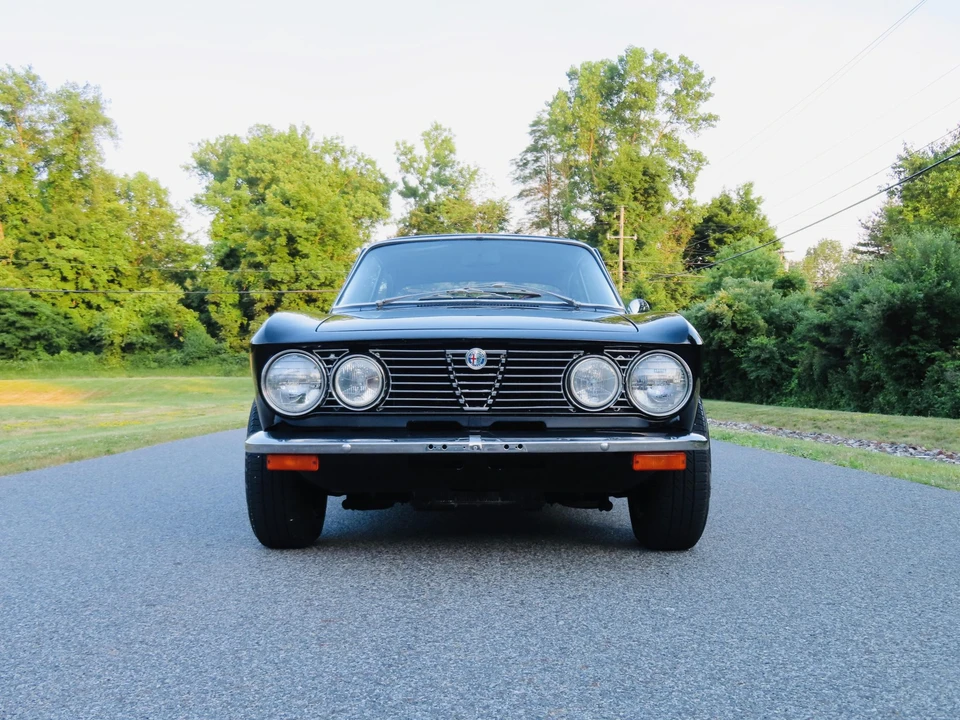 1972 Alfa Romeo 2000 GT Veloce - Image 12 of 31