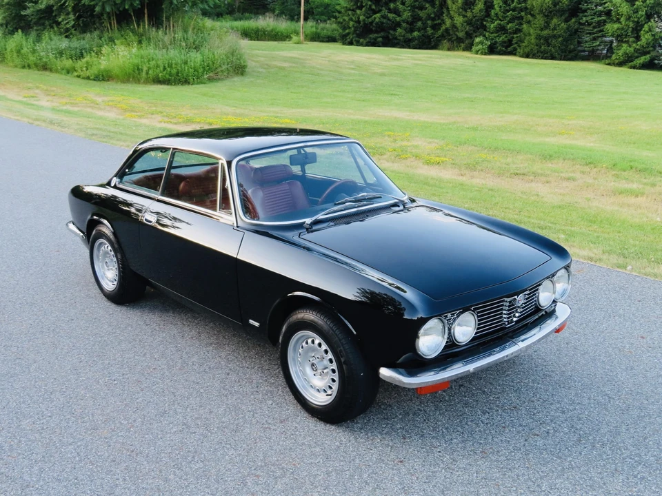 1972 Alfa Romeo 2000 GT Veloce - Image 13 of 31