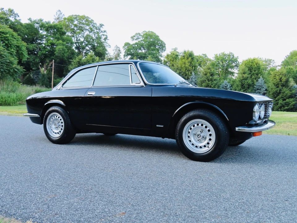 1972 Alfa Romeo 2000 GT Veloce - Image 16 of 31