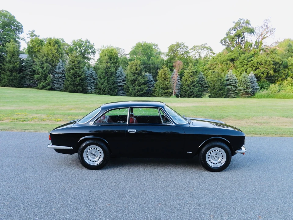 1972 Alfa Romeo 2000 GT Veloce - Image 17 of 31
